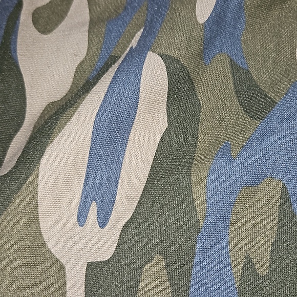 Cables Hooded Sweatshirt - Picture 8 of 8